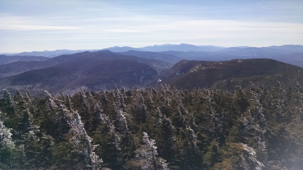 The view west into Mahoosuc Notch and the Presidential Range.